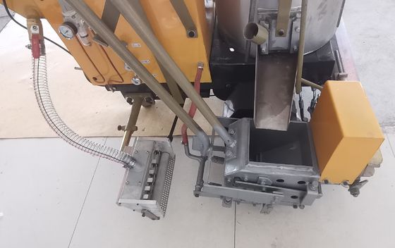 Batterij aangedreven thermoplastische weglijnmarkeringsmachine voor convexe markering