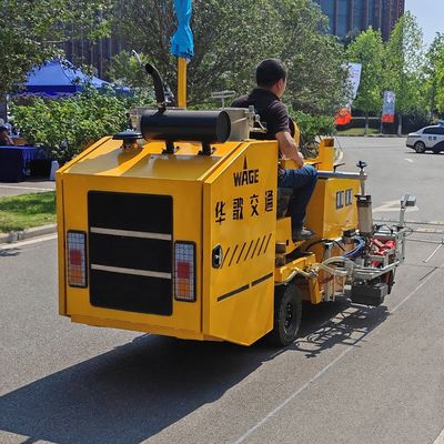 400 kg verf tank capaciteit Passagier rijden Thermoplastische wegmarkering Truck voor de wegbouw